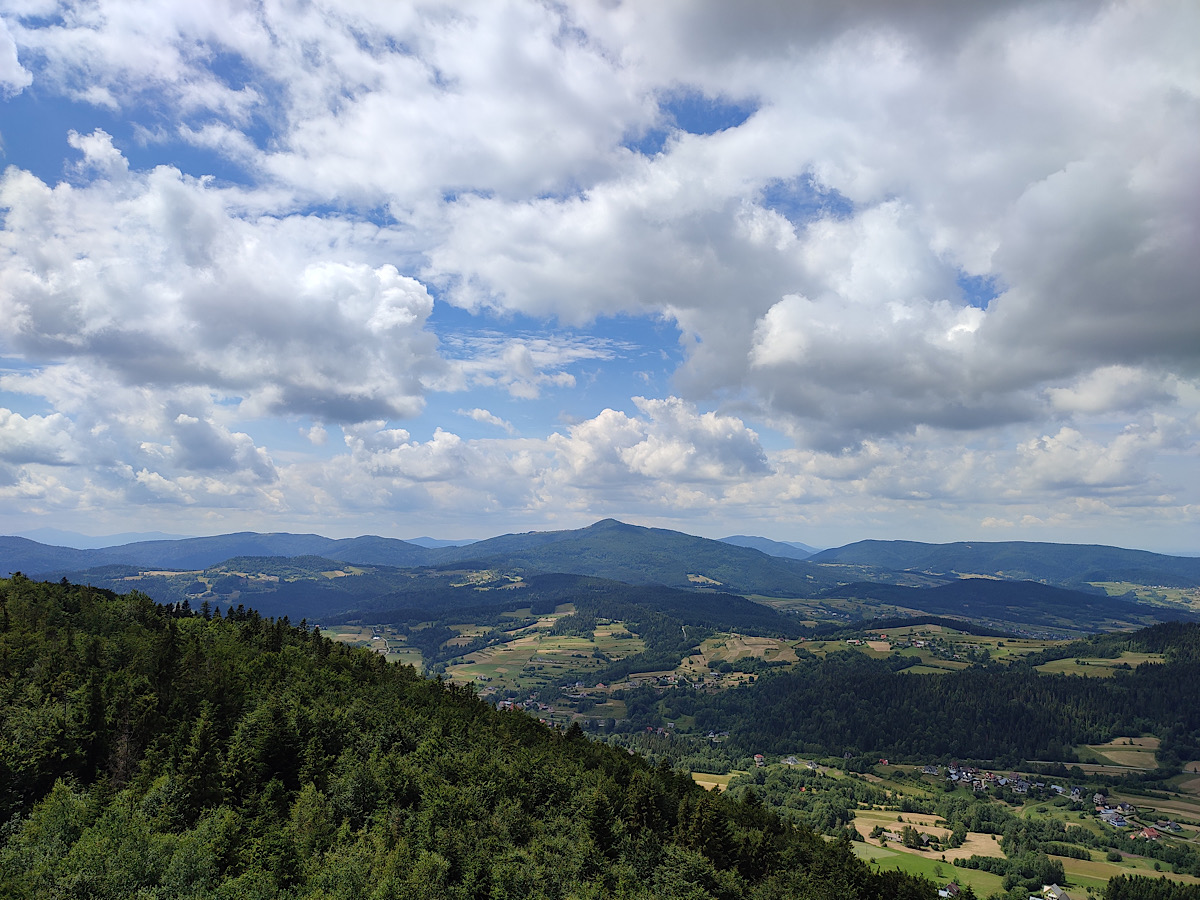 Modyń, wieża, widok